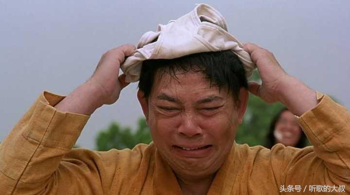 少林足球为什么星爷先觉醒,星爷巅峰之作是少林足球吗