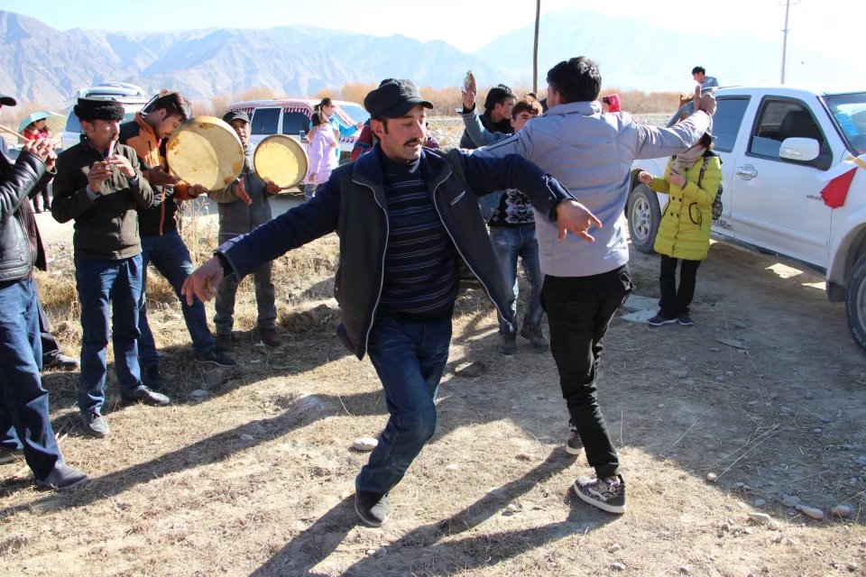 探秘帕米尔高原塔吉克族,帕米尔高原上的塔吉克族族人