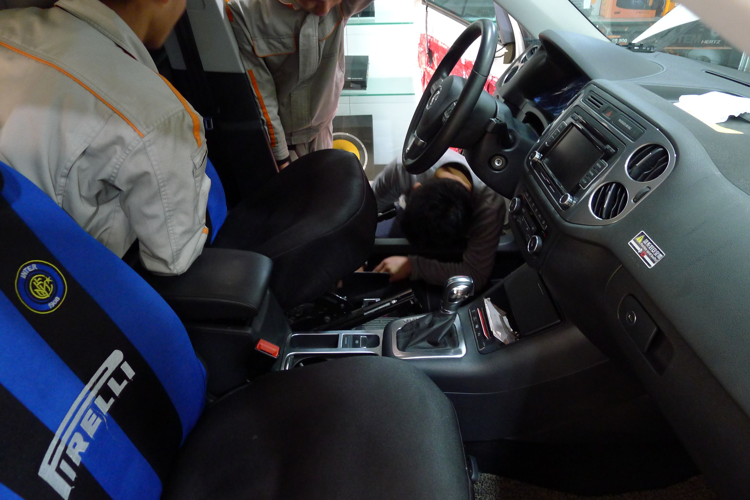 新款大众途观l升级音响,途观顶配音响