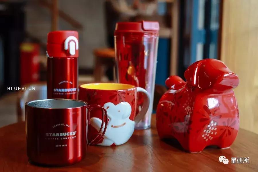 星巴克又来抢钱了，一大波柯基正在向你跑来！然而这还不是全部……