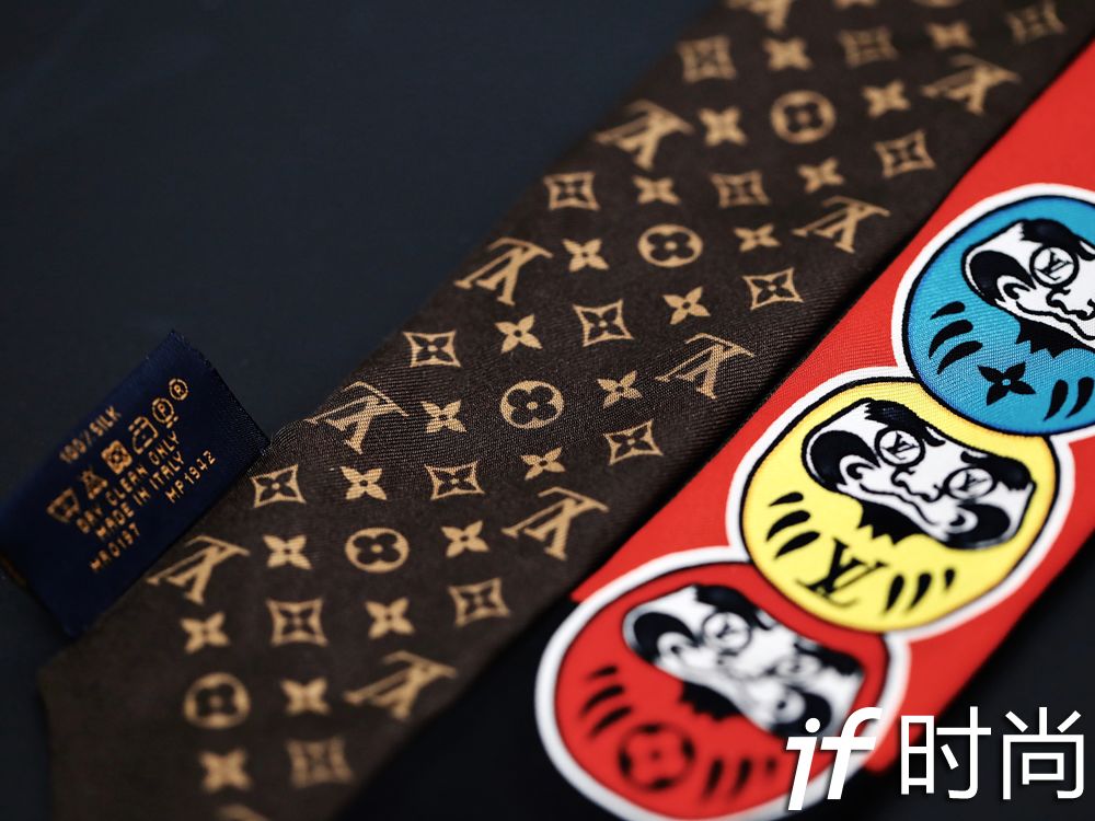 买三个lv包送什么,买lv三合一