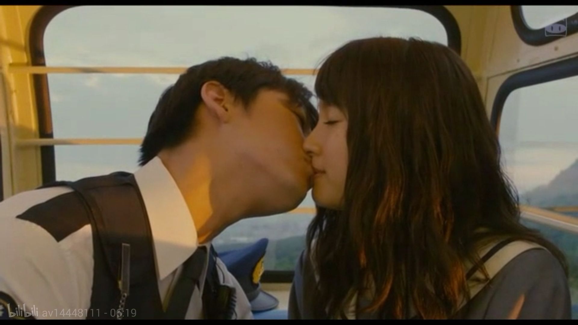 涓瓙鐭劯鍙堝ぇ,涓瓙寰堢煯鑴稿嵈寰堝ぇ