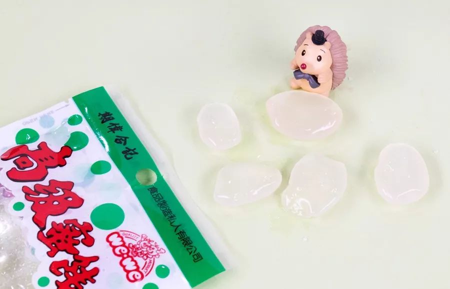 东南亚最好吃的虾片牌子,新加坡餐厅里的虾片