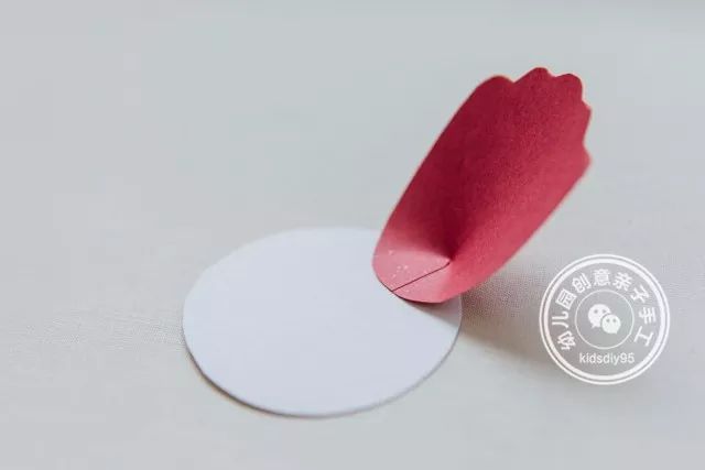 怎么用卡纸做牡丹花和郁金香,牡丹花手工制作卡纸小学