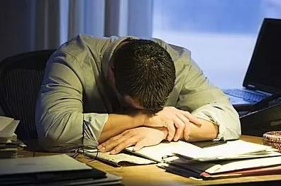 年轻人最熟悉的“青春痘”，是一种什么样的皮肤病？