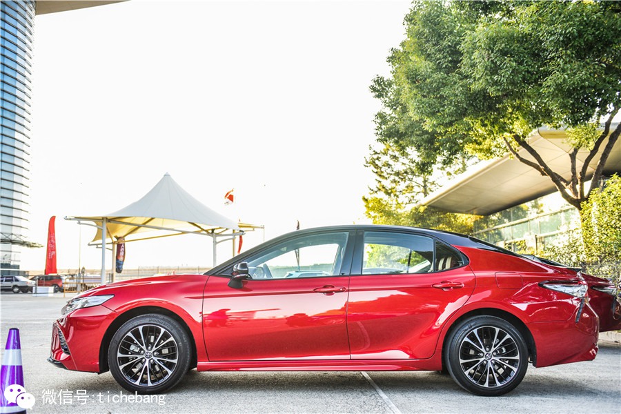 新款凯美瑞选哪款性价比高,买凯美瑞咋样