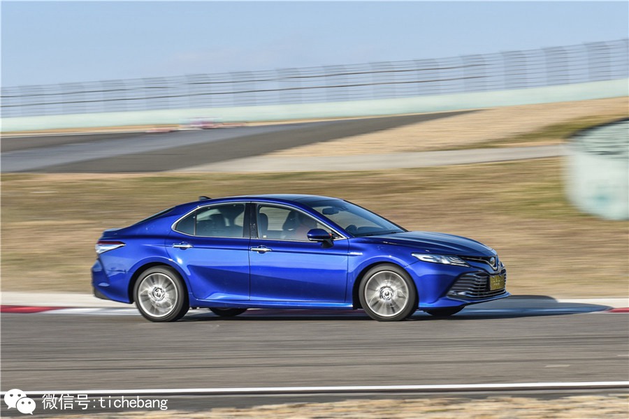 新款凯美瑞选哪款性价比高,买凯美瑞咋样