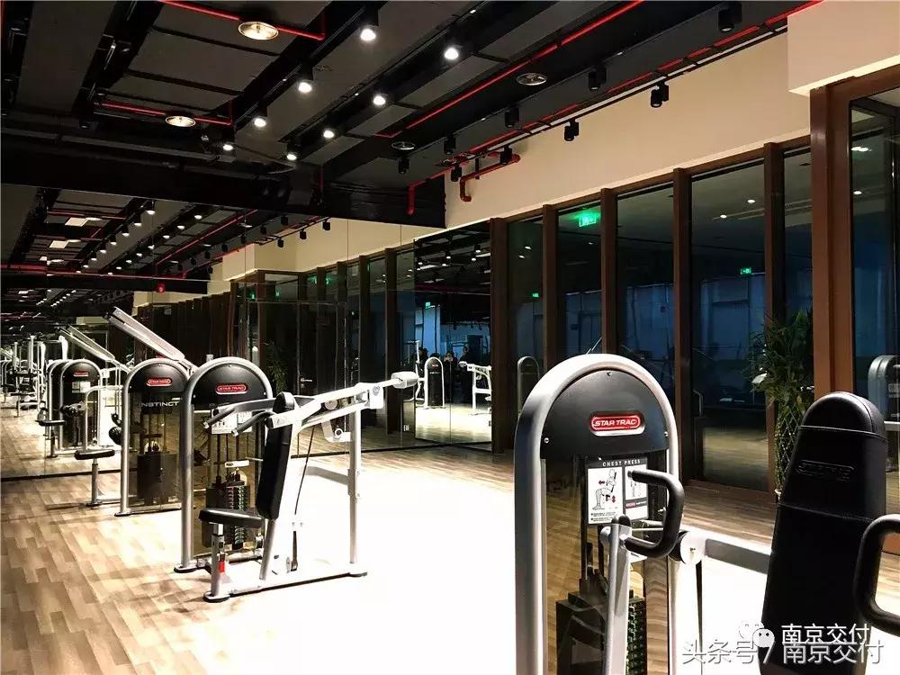 南京近期交付楼盘,南京河西仁恒江湾城大平层