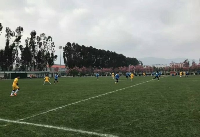 大连超越足球队最新消息,大连孙继海