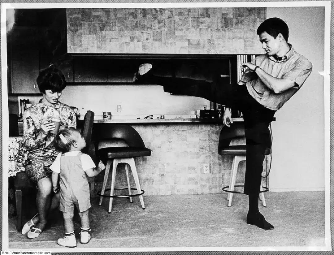 李小龙武术界第一人,华人巨星李小龙