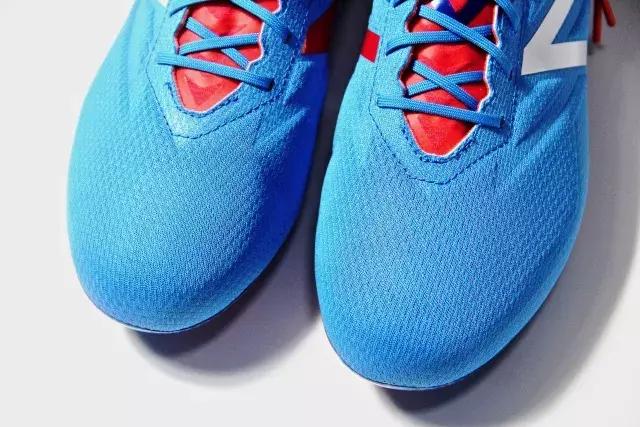 nb足球鞋v7中端,nb足球鞋推荐