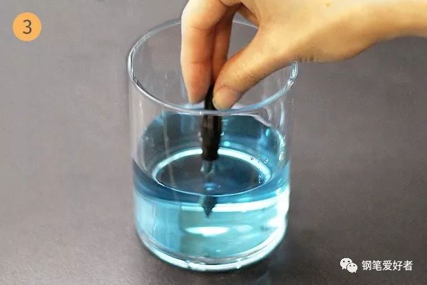 钢笔如何保养的全过程,清洗钢笔时应该避免哪些常见错误