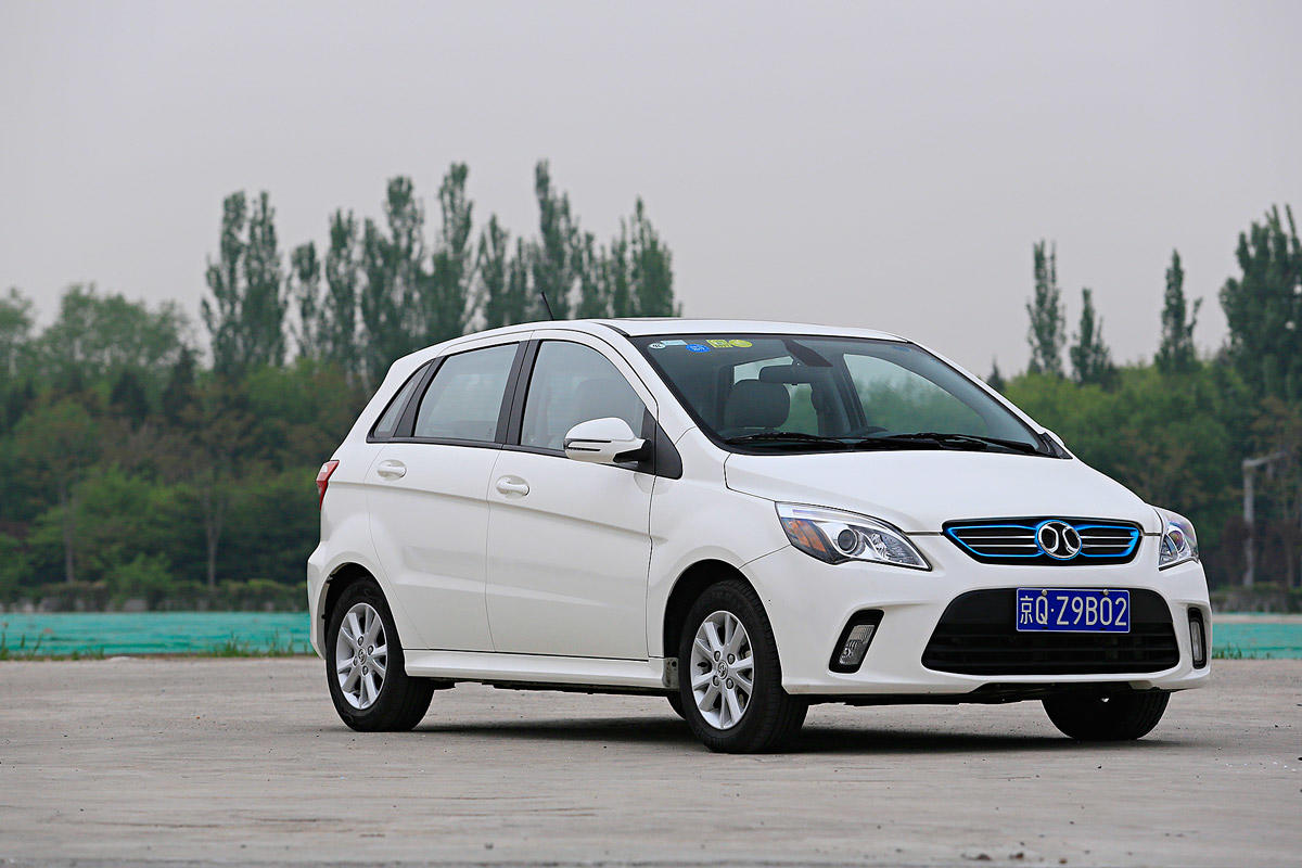 北汽新能源ev200电动车,北汽ev200和ec200有什么区别