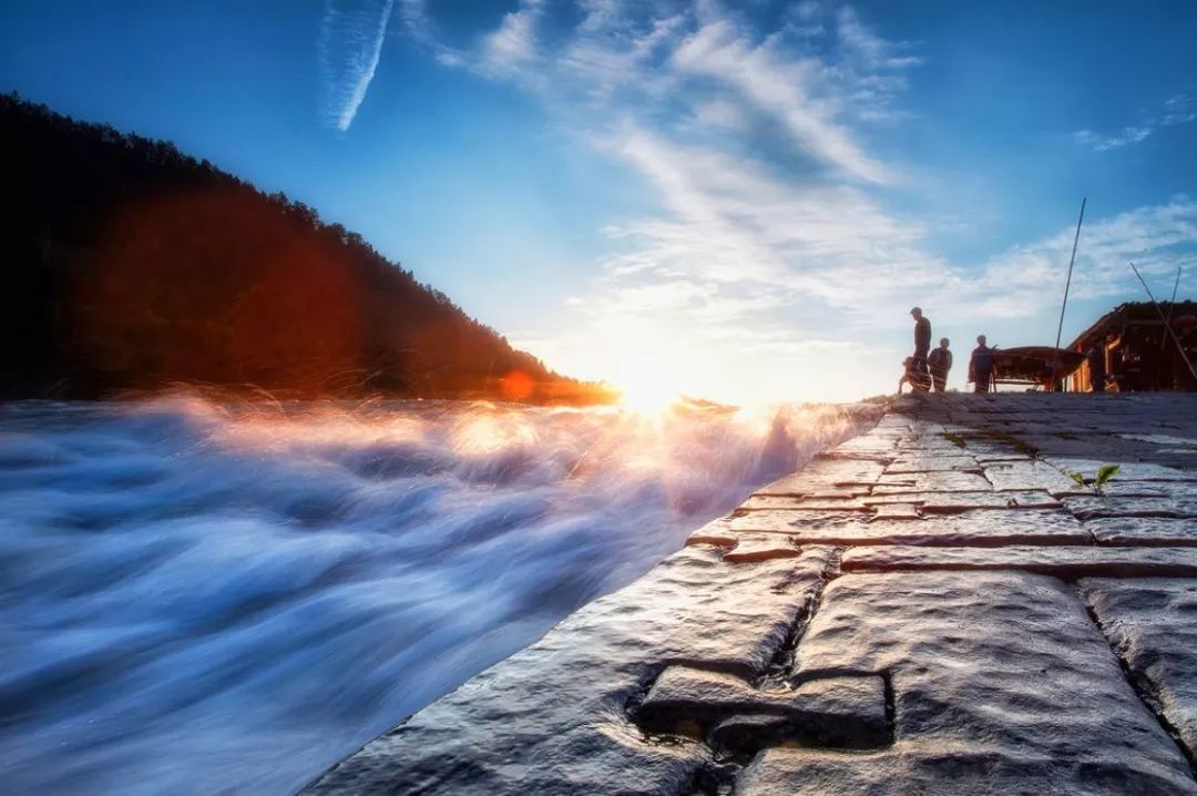 宏村和歙县古城哪个更好,歙县古城和宏村哪个更值得去