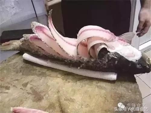 金毛狮子鱼的做法视频教程,金毛狮子鱼怎么做