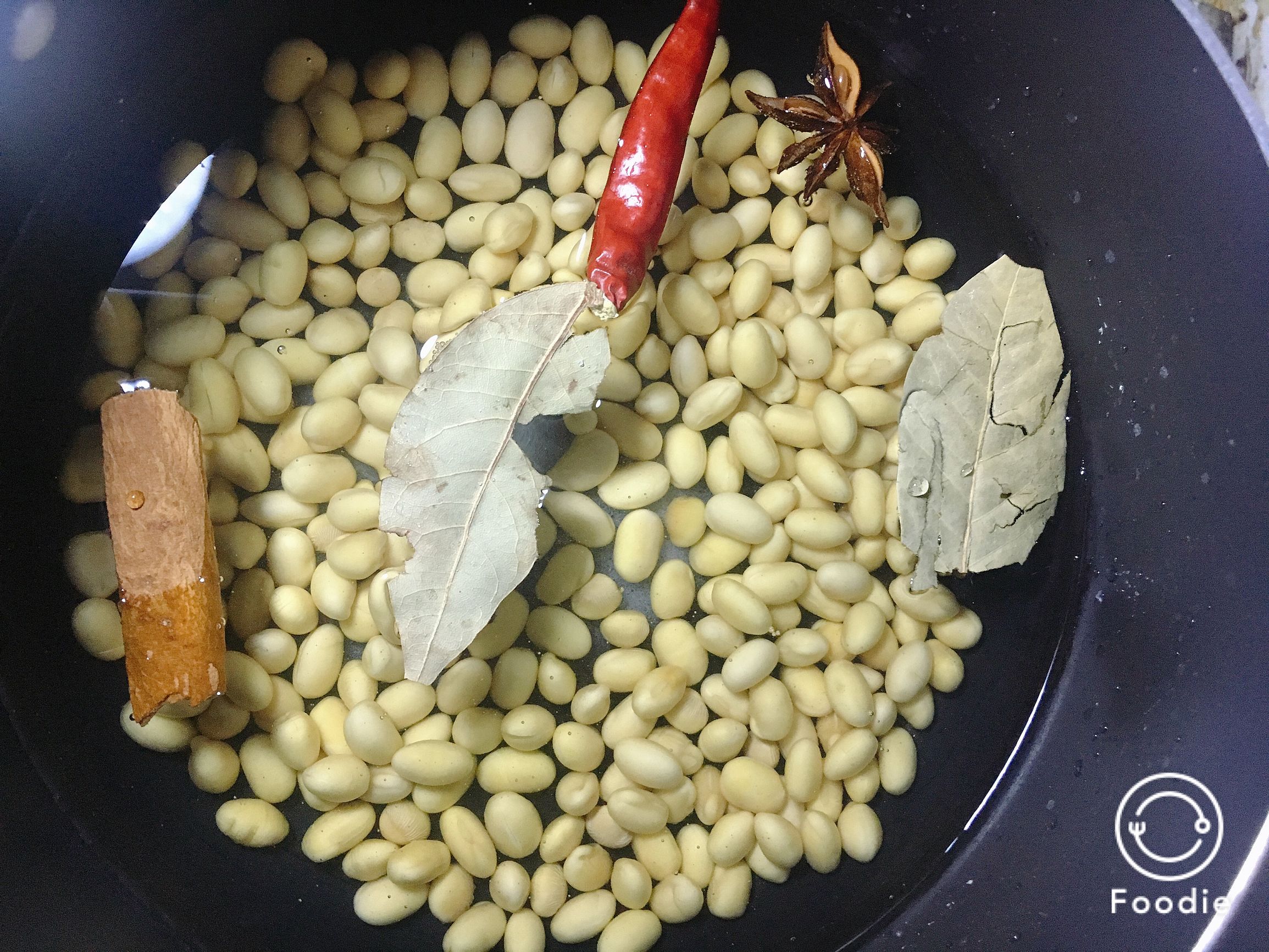 芹菜黄豆凉菜调料,凉拌芹菜黄豆怎么做