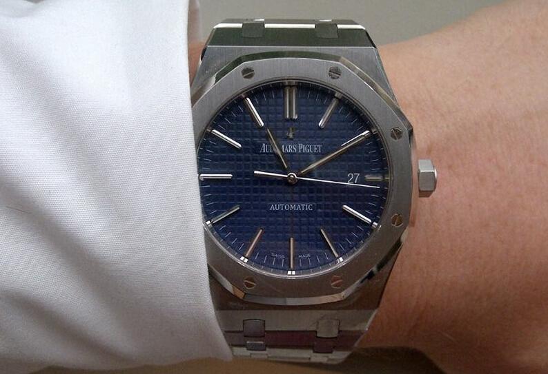 浪琴2022最便宜的手表多少钱,10万元左右最好手表