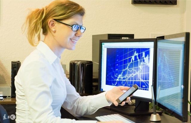 网络如何创业小本生意,海外电商创业新手怎么做直播赚钱