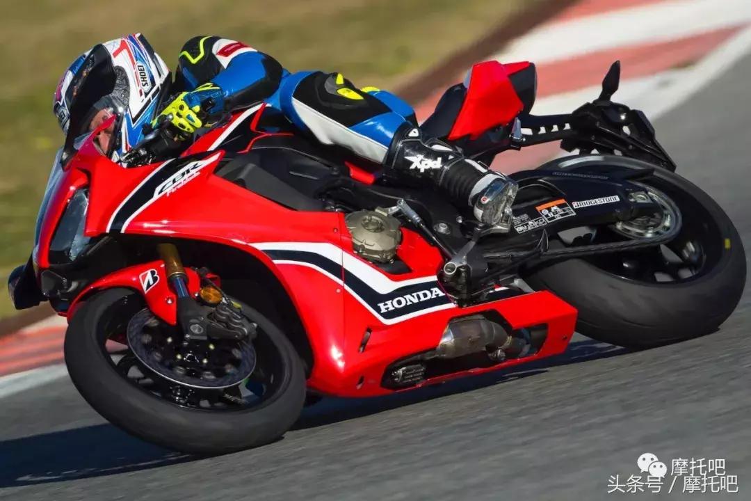 24款cbr1000rrr会引进国内吗,cbr1000rr值得买吗