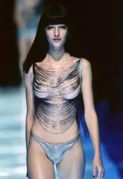 56个超模前女友，112条大长腿，维密集邮者”小李子的拉风情史！