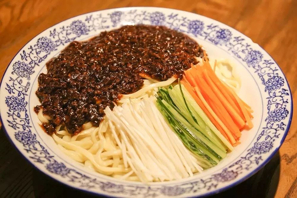 一年卖200w只老北京烤鸭店,烤鸭39年老店