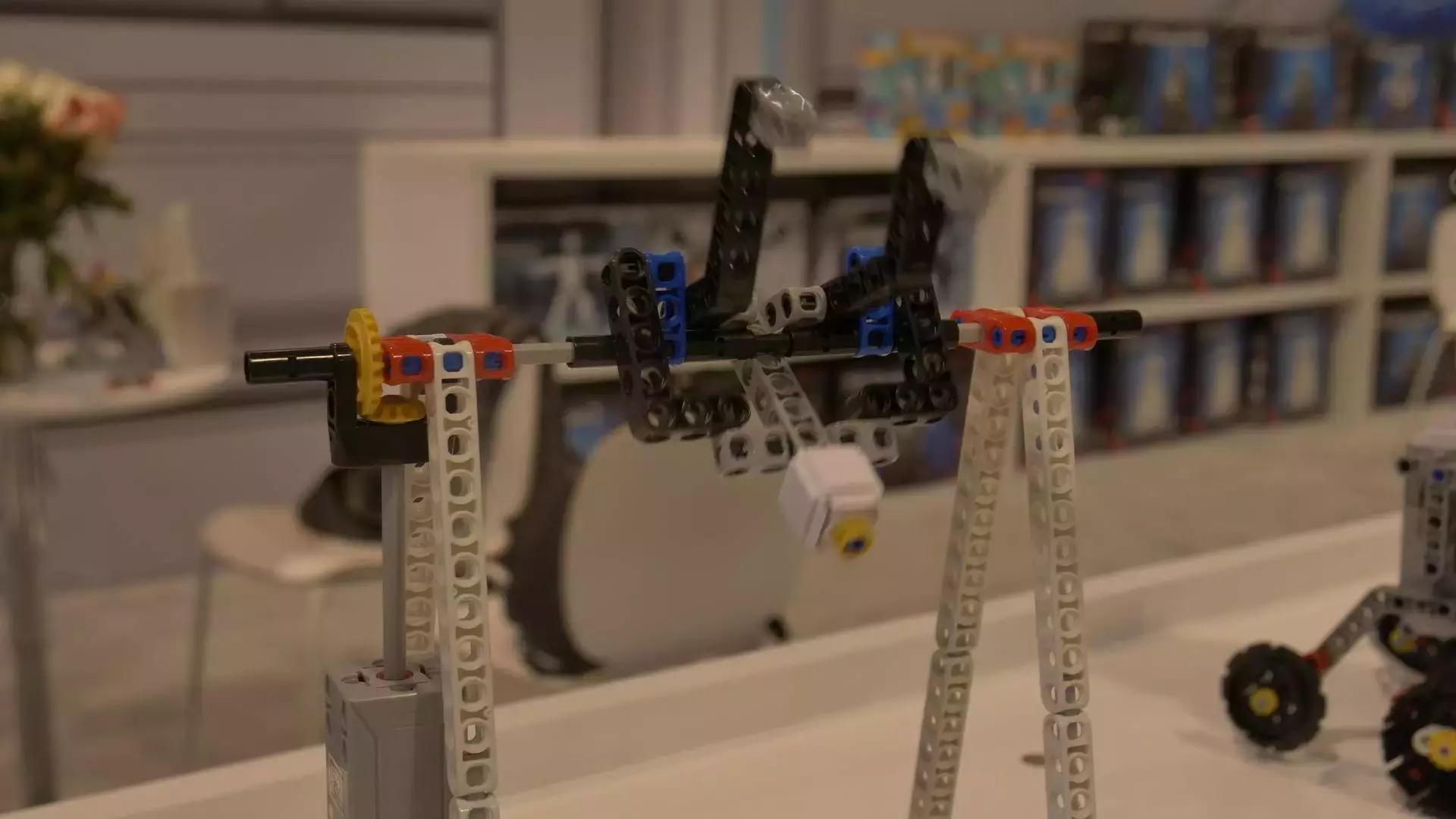 CarES：欢迎来到一场华强北味儿的CES国际车展！