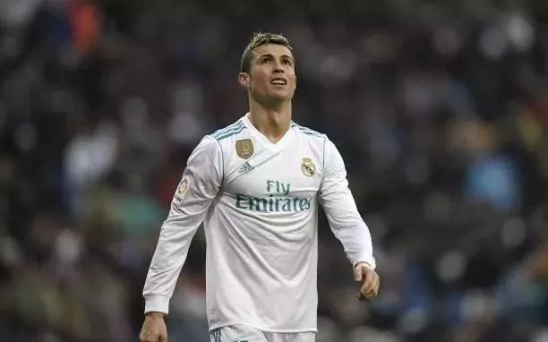 周末联赛综述|纪录终结之日