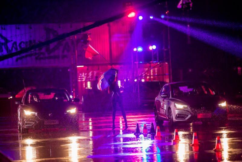 2扇门，40万！“城会玩”的MG名爵车主轰趴此次“爵战珠海”！