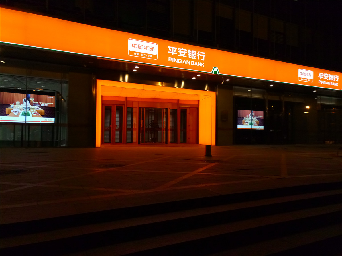 金立w2017翻盖手机价格,金立翻盖手机与三星哪个好