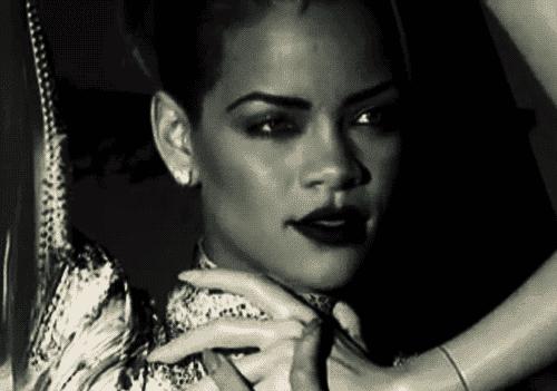 你关心的那些品牌正时时刻刻提醒你:狗年到了!