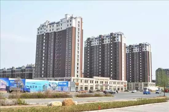 德辉首府为什么便宜,八里堡德辉首府一期