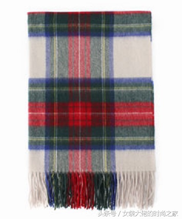 “经典单品”冬天少不了的苏格兰格纹围巾4选