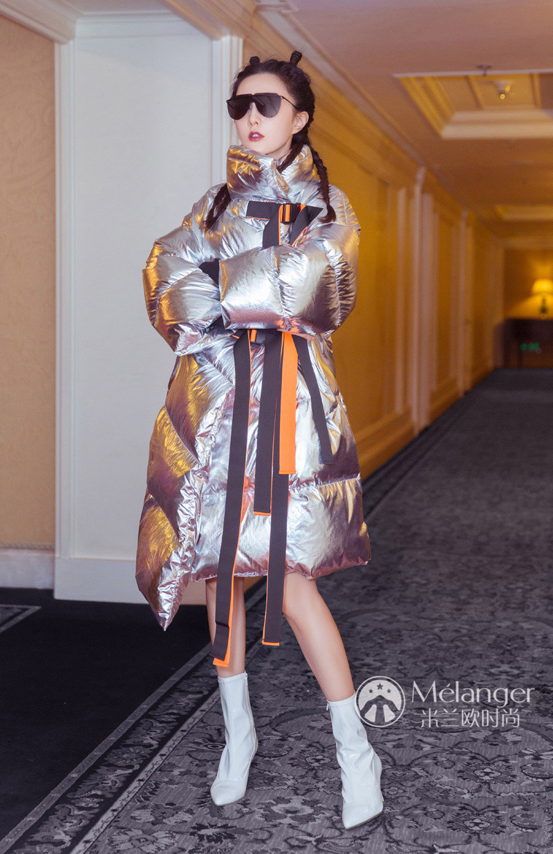 范冰冰冬季穿搭羽绒服,范冰冰黑色羽绒服穿衣搭配