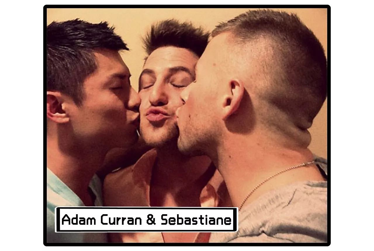 自从我们仨睡一起，再也不用担心吵架冷战了