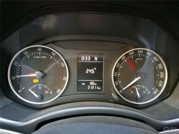 电瓶的更换标准你们知道吗,现代电瓶几年换一次保养手册