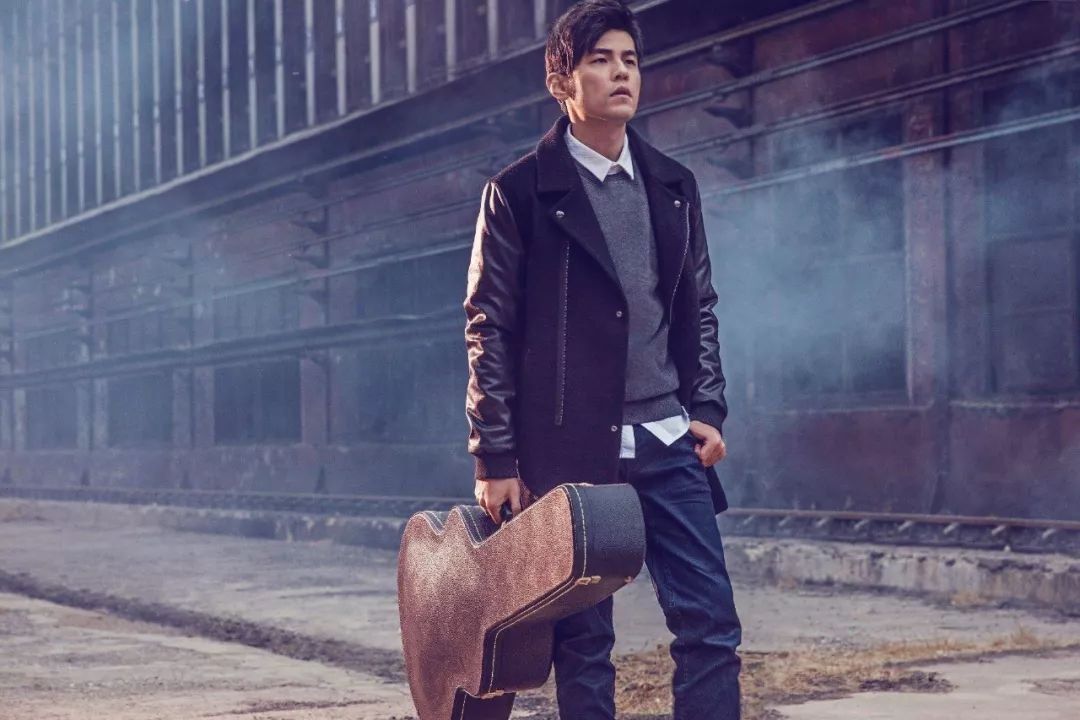 周杰伦等你下课with杨瑞代,等你下课是周杰伦写给谁的