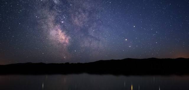 国内自驾帐篷露营地,国内的悬崖绝壁露营地