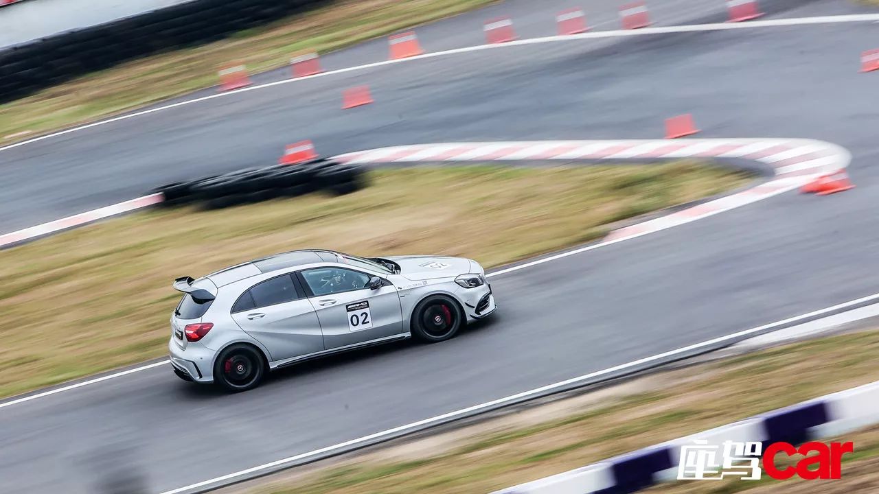 老师留堂学生犯法吗,老师宣布留堂的那一刻