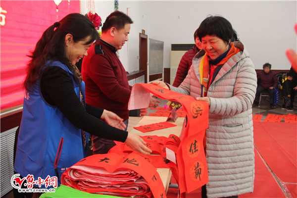 体育场过年,体育场新春活动