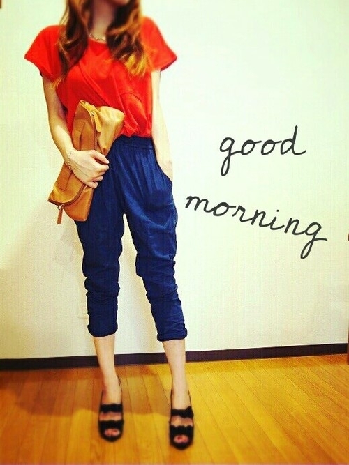 手拿包一般装什么东西,手拿包里面都装啥啊