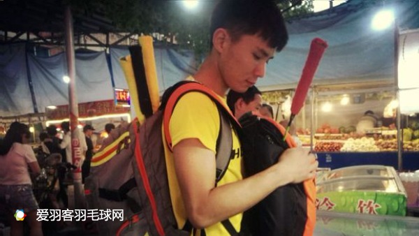 你为羽毛球付出了多少,为什么打羽毛球要花那么多钱