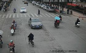 「曝光台」桂JGP212、桂JP6168、桂JC1383请注意！你们车前有行人！