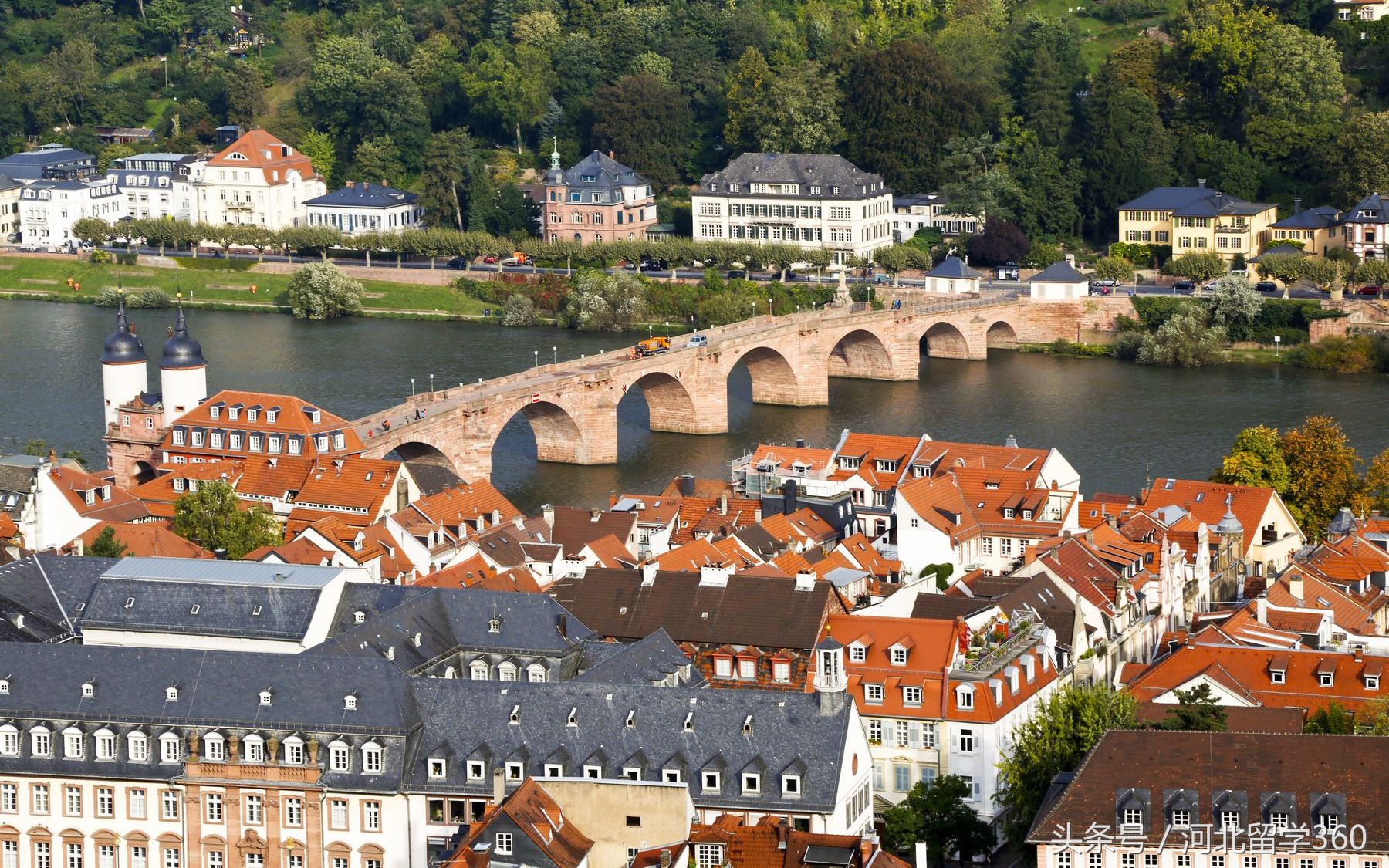 留学德国中介费用一览表,高中毕业德国留学费用