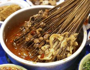 高校食堂特色风味麻辣烫,大学食堂最受欢迎的美食麻辣烫