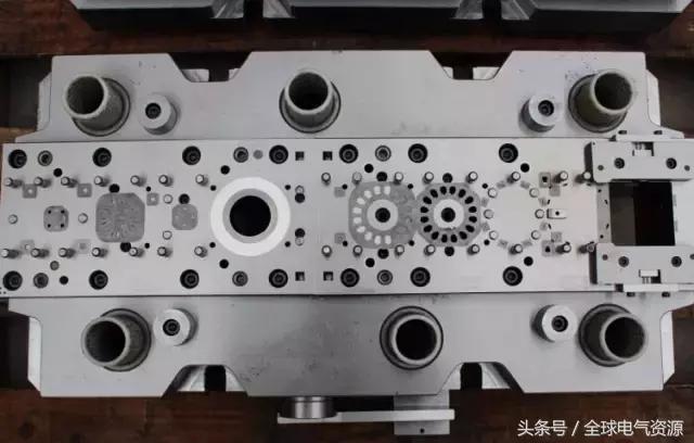 电机定转子铁芯是用什么模具,电机定转子压装机多年制造经验