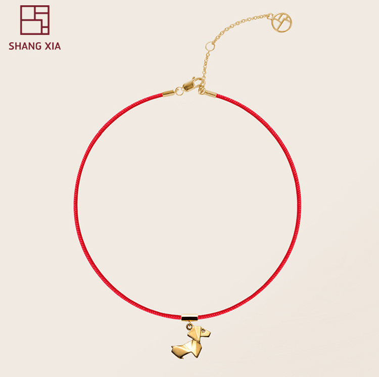 小李子戴的红绳,新春温柔敲显白转运红绳手链分享