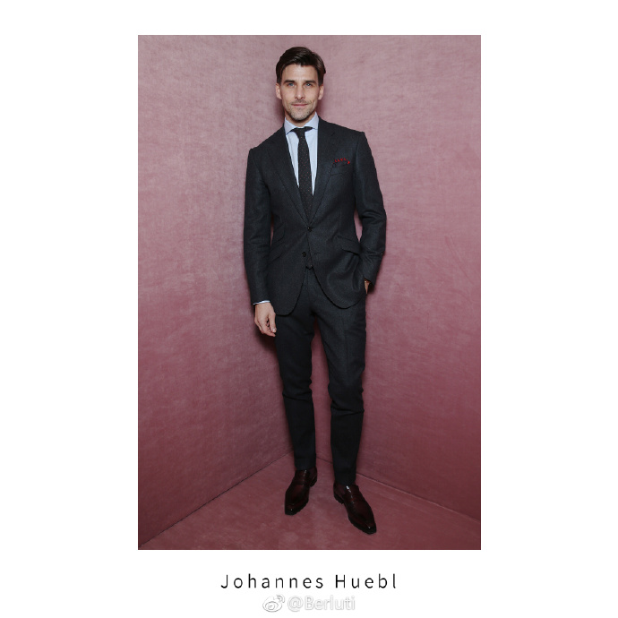 刘昊然青涩潘玮柏尴尬吴建豪乱穿衣?|2018秋冬米兰男装周成绩单