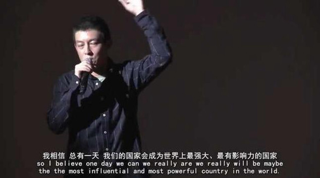 冠希哥晒日本白草莓，9颗500元！遭网友道德绑架：戏子赚钱真容易