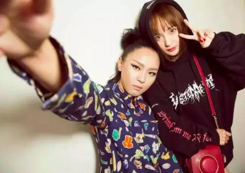 mk杨幂同款包到底有哪些型号?盘点杨幂这些年宠幸的mk包~