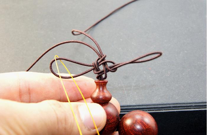 文玩手串系结方法,文玩手串打花结方法